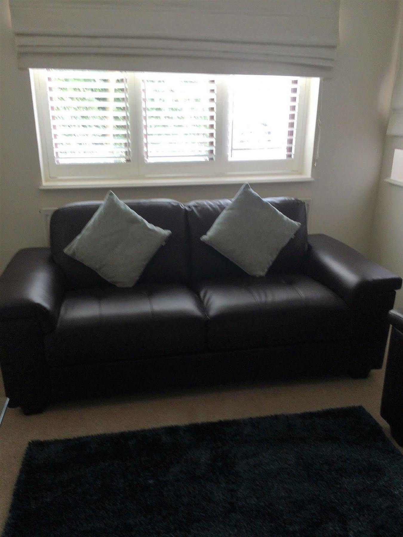 Spacious House, Sleeps 7 People Reading Exterior foto